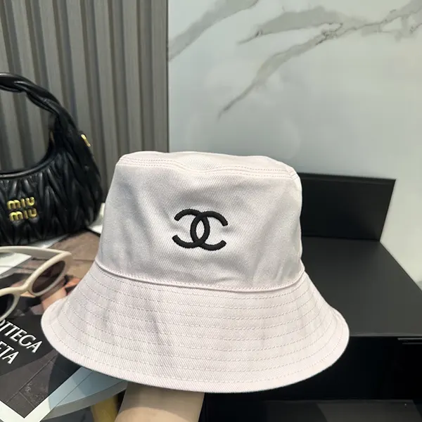 最新でオシャレ シャネル バケットハット コピー ココマーク shw44633