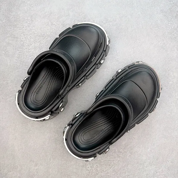 バレンシアガ コピー HARDCROCS ハード クロックス 厚底 ロゴ サンダル 687397W1