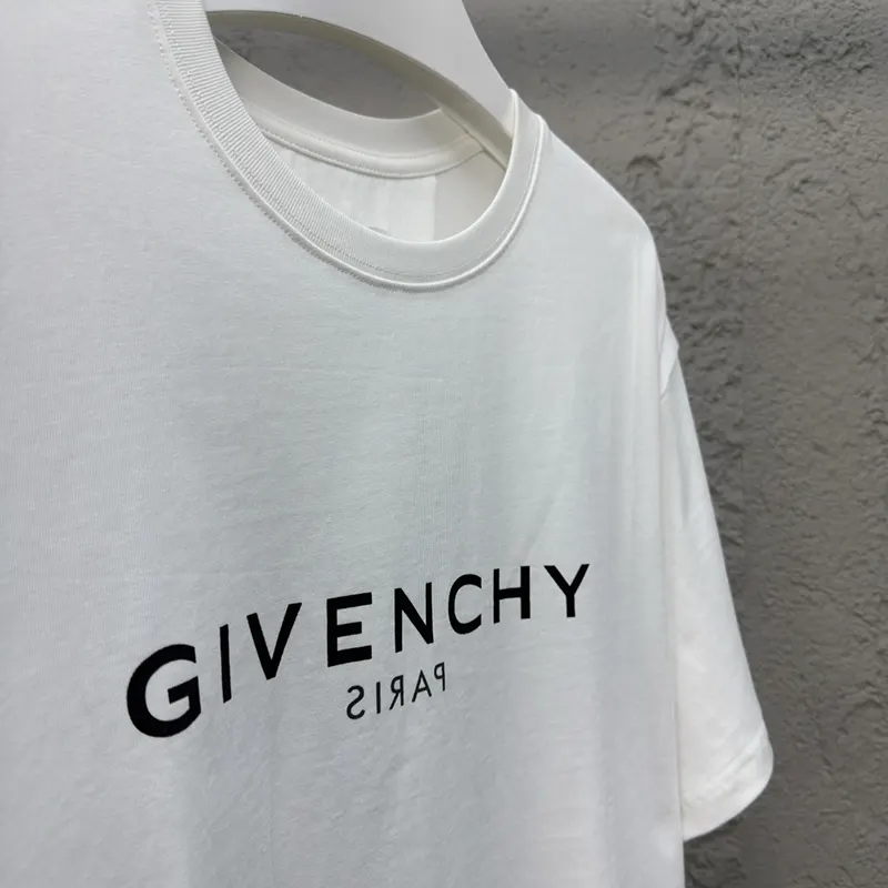 【使い勝手抜群】ジバンシィ リバーススリムフィットTシャツ フェイク jiv94730