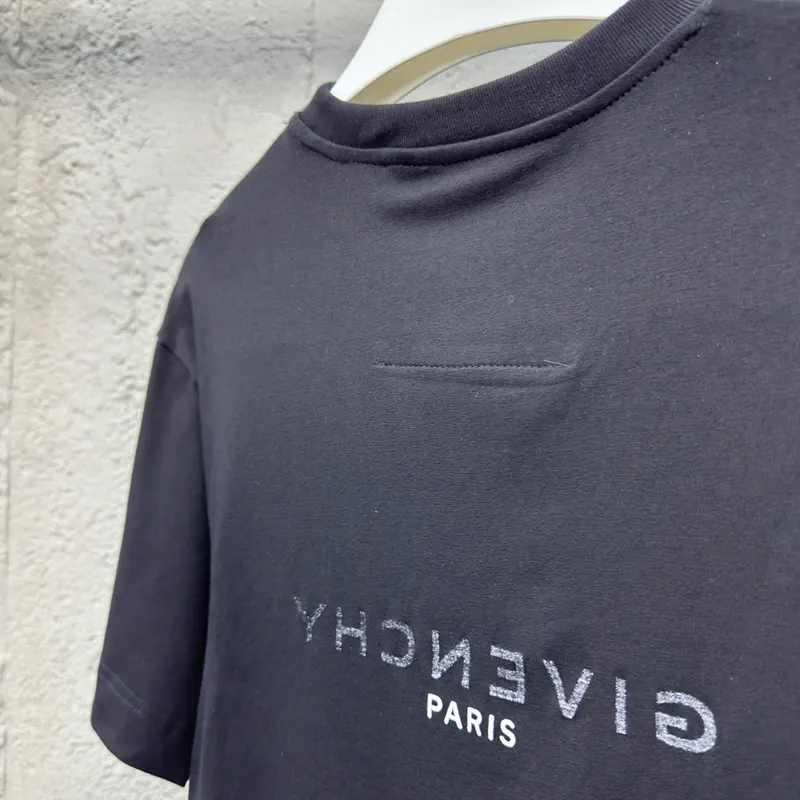 大人気!ジバンシー リバース Tシャツ 半袖 jiw43345