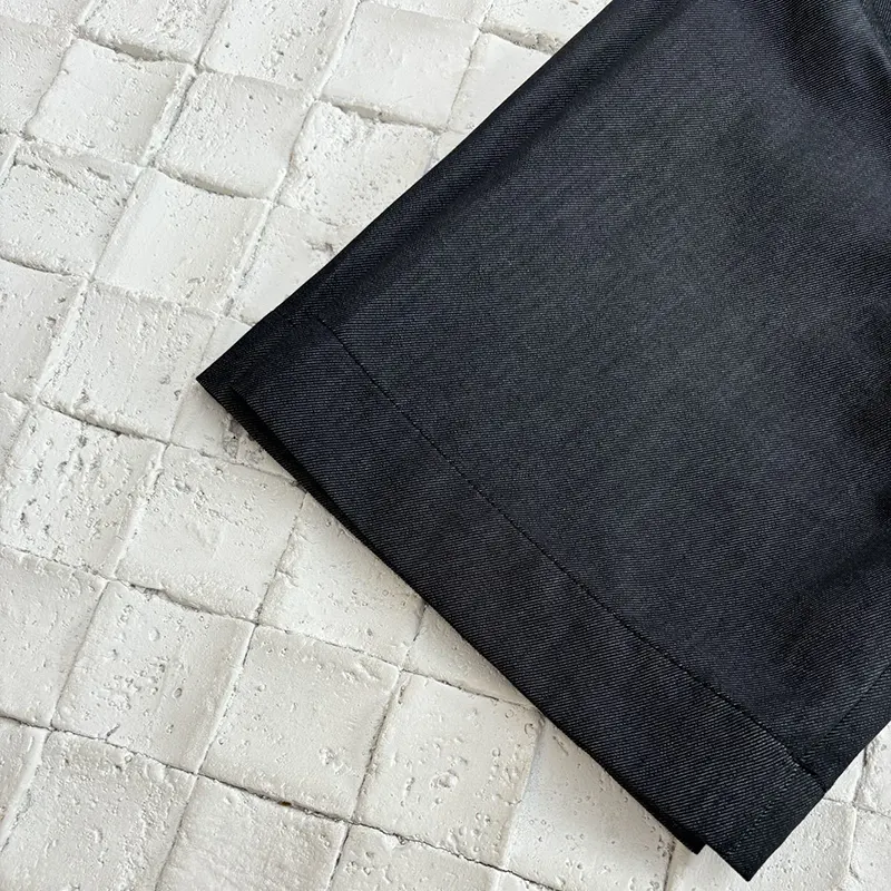 n級品 おすすめルイヴィトン n級品 シャンブレーコットン シャツ 1AHVW1