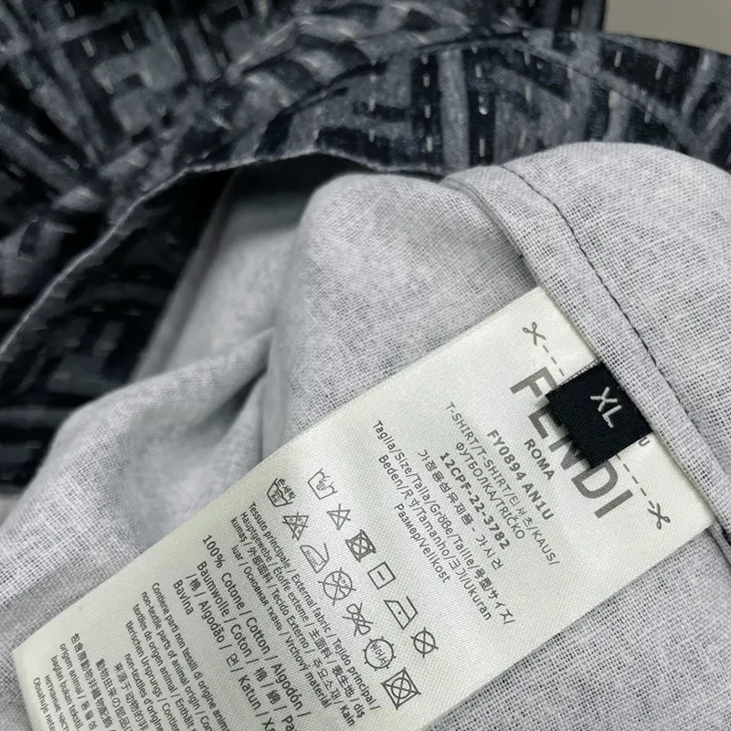 ★安心フェンディ FFモチーフ シルク製 オーバーサイズ 半袖 シャツ コピー feh63221