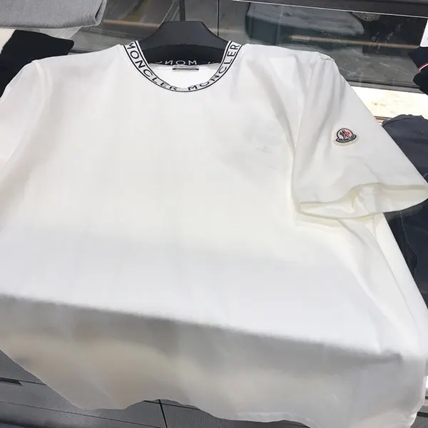 すぐ届く モンクレール ネックラインロゴTシャツ コピー☆3色 J10918C0002
