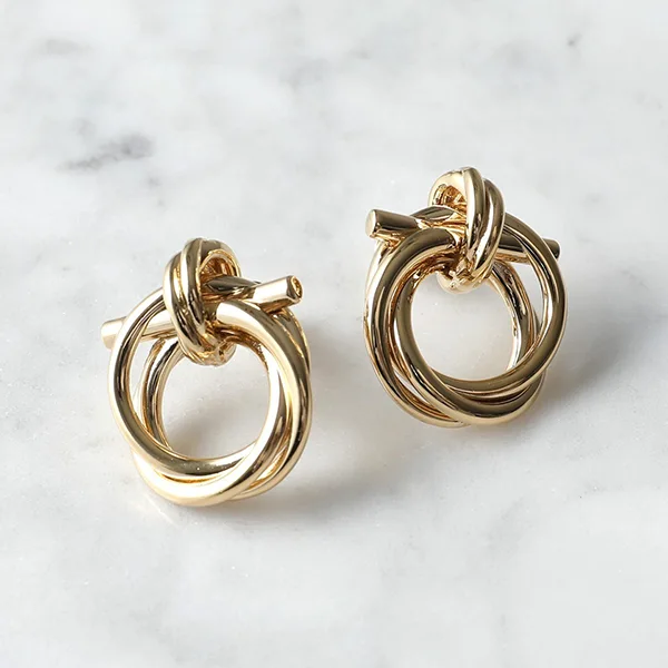フェラガモ ピアス コピー 76 0549 レディース ガンチーニ ノット ブラス アクセサリー 001/ORO-GIOVE