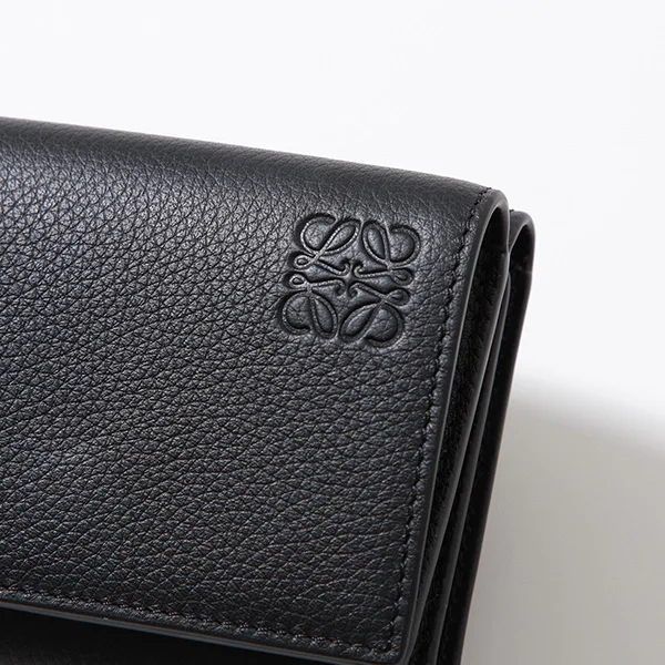 ロエベ 三つ折り財布 コピー TRIFOLD C660TR2X04