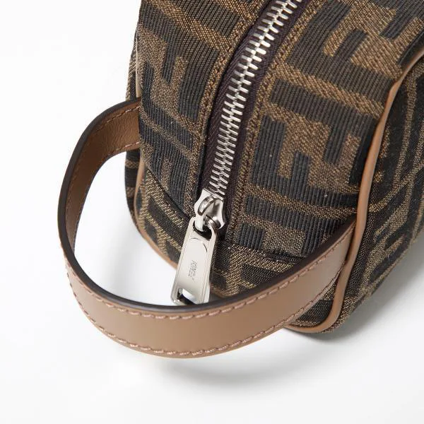 フェンディ クラッチバッグ コピー BEAUTY SMALL 7N0151