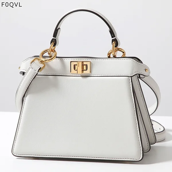 注目★フェンディ ハンドバッグ 偽物 8BN335 ABVE ピーカブー PEEKABOO ISeeU PETITE
