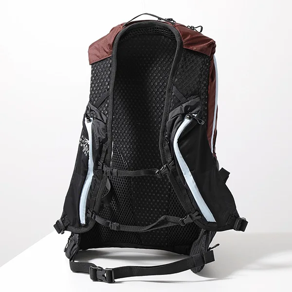 エムエムシックス バックパック コピー Salomon XT 15 SB6WA0003