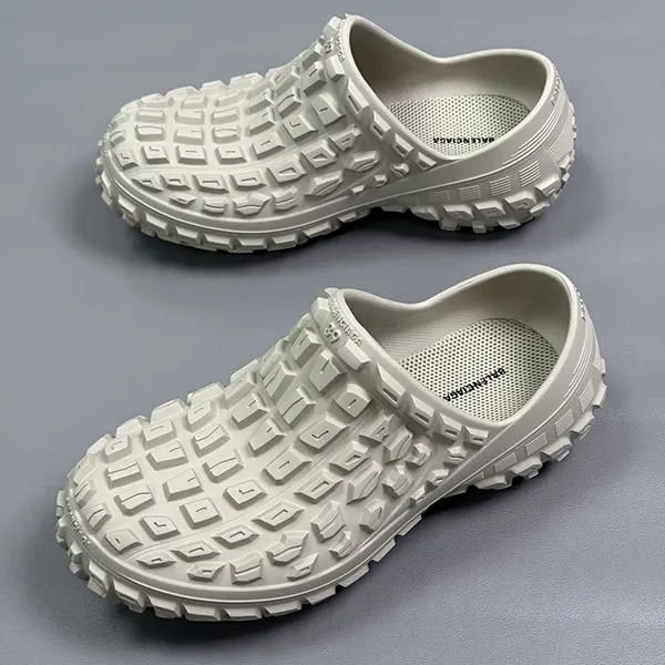 プレゼント最適 バレンシアガ DEFENDER CLOG ディフェンダー サンダル bai92678