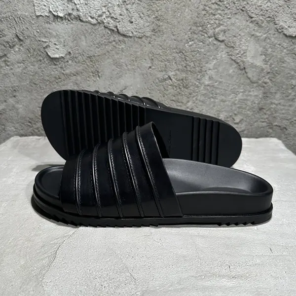 ギフトに最適 リックオウエンス ルールマンサンダル Sandal Black riv35748