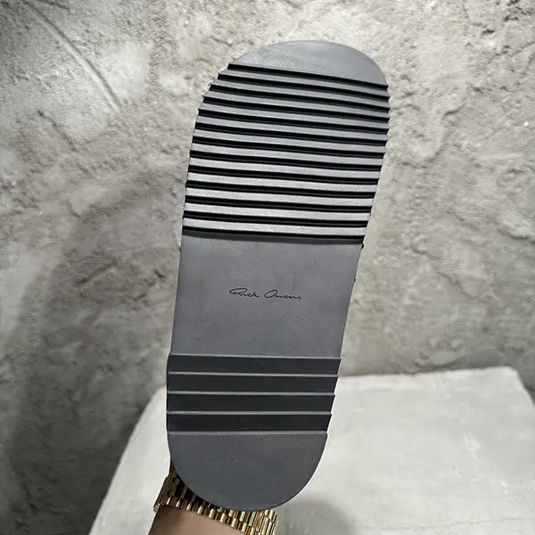 ギフトに最適 リックオウエンス ルールマンサンダル Sandal Black riv35748
