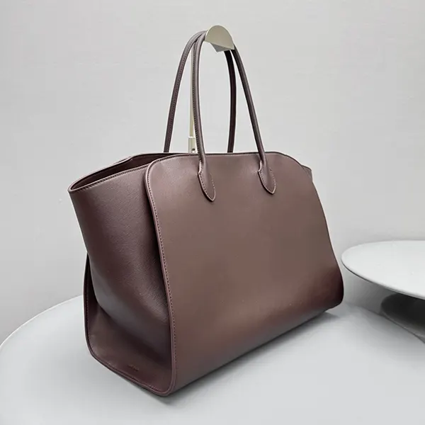 素敵な ザ・ロウ トートバッグ 偽物 Marlo leather tote zah99930