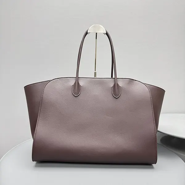 素敵な ザ・ロウ トートバッグ 偽物 Marlo leather tote zah99930