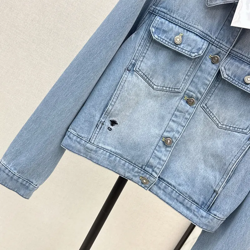 注目★ディオール BEE刺繍 デニム ジャケット 贋物 der37779