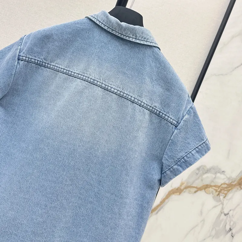 プレゼント最適ディオール BEE刺繍 デニム ジャケット 无袖 レプリカ deh95775