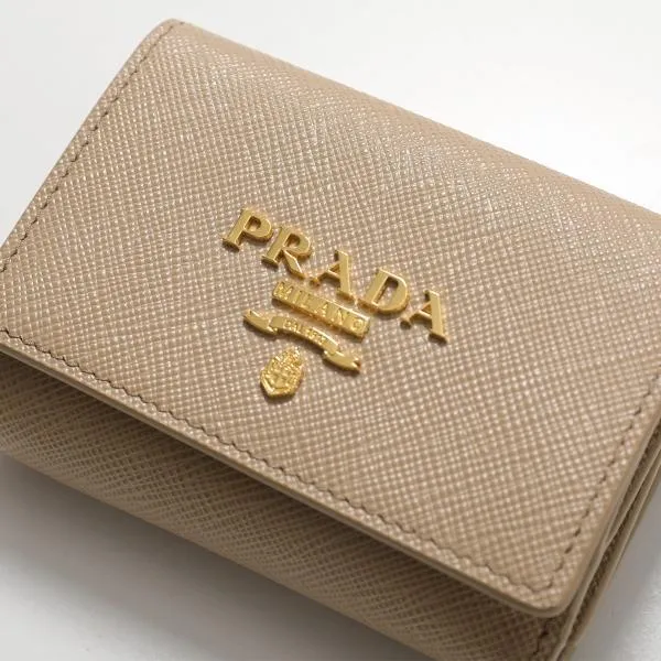 プラダ 三つ折り財布 コピー レザー 1MH042