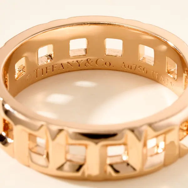 日本未入荷 ティファニー T トゥルー ナローリング 偽物 18K 3.5mm Tid07653