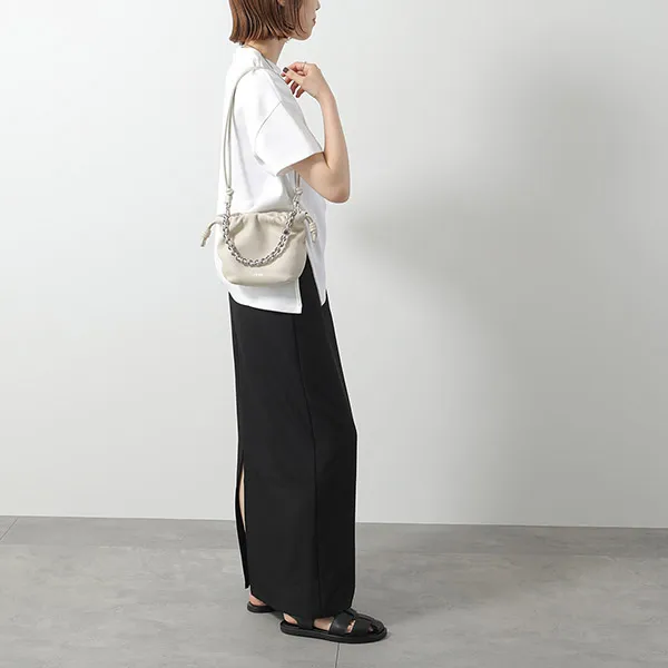 ロエベ ショルダーバッグ 偽物 FLAMENCO PURSE フラメンコパース カラー3色 A914CB