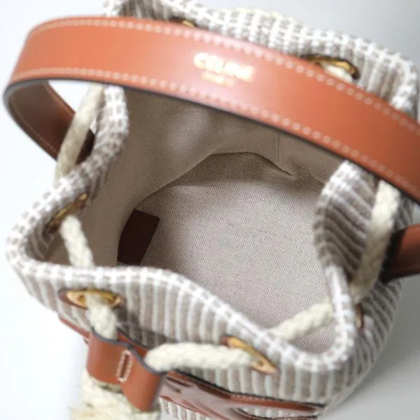 セリーヌ ハンドバッグ スーパーコピー TEEN DRAWSTRING 196532FEA