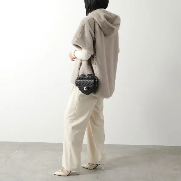 シャネル ショルダーバッグ 偽物 ハート シェイプ AS5764 B07958