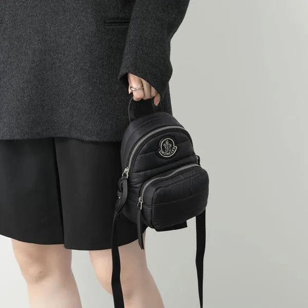希少 モンクレール ショルダーバッグ 偽物 KILIA SMALL 5L00011 M2176