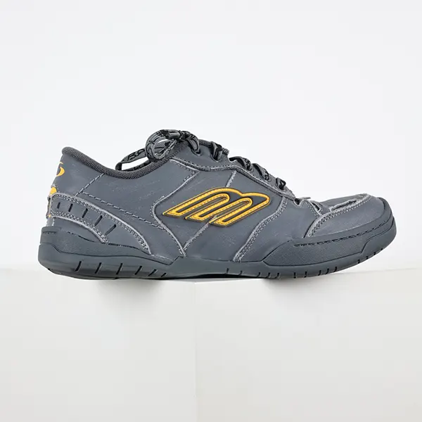 お洒落 バレンシアガ グレー イエロー Hamptons Worn-out スニーカー 激安 bau14162
