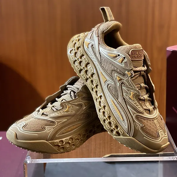 グッチ cub3d キューブド メンズ スニーカー 激安 デメトラ メッシュ gud09530