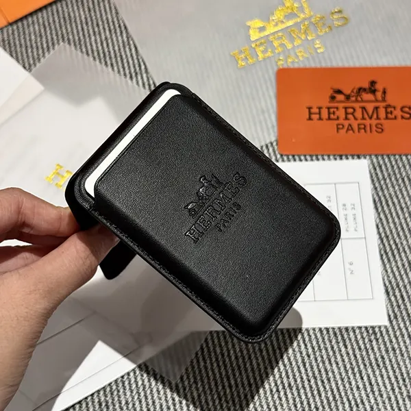 ★安心 エルメス MagSafeカードホルダー コピー ern77597