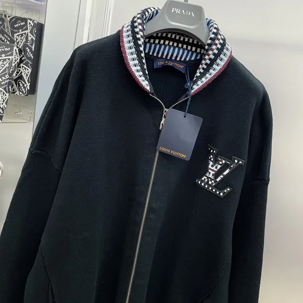 【海外限定】人気のルイヴィトン ニットボンバージャケット 偽物 vun27961