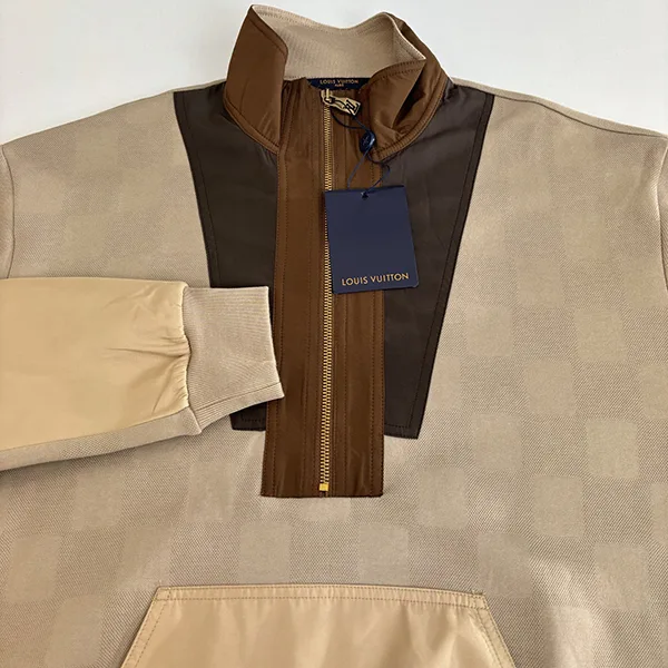 《スポーティ★LV×NIGO》ルイヴィトン ダミエ ハーフジップ プルオーバー 偽物 vuo03014