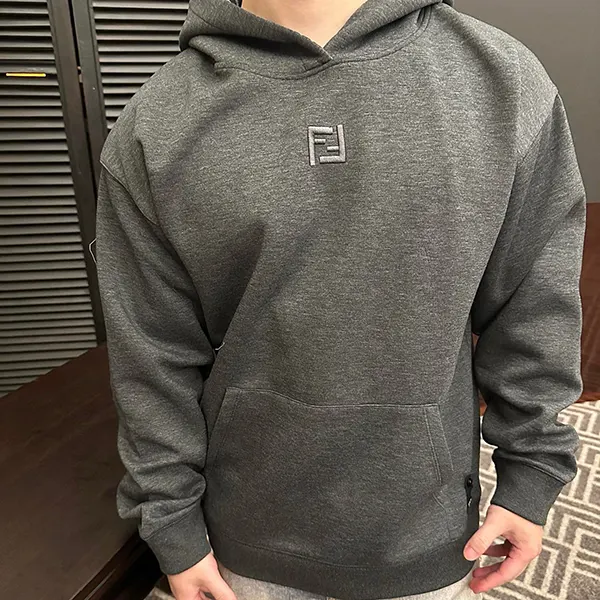 フェンディ ダークグレー コットン スウェットシャツ fej33087