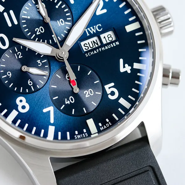 超人気☆ IWC パイロット・ウォッチ・クロノグラフ 41 ブルー iwo05688