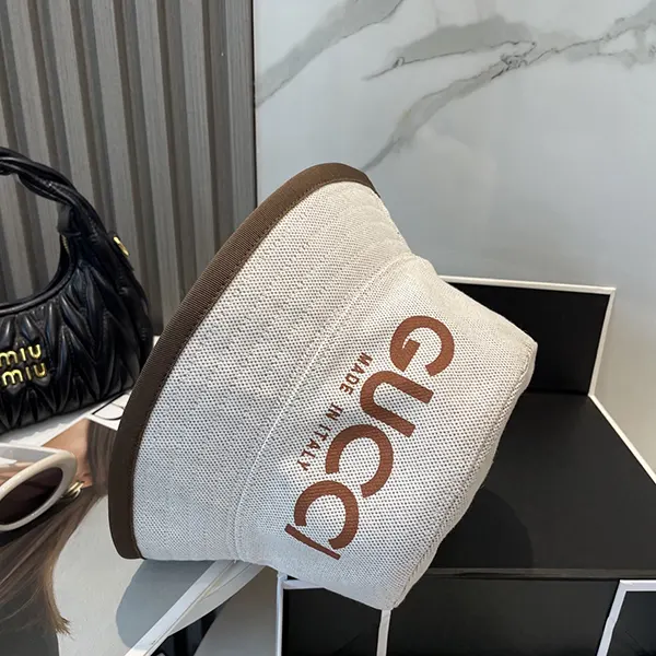 グッチ ロゴ プリント バケット ハット スーパーコピー gue13317