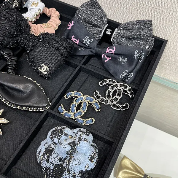 高品質 シャネル CCロゴ ブローチ n級品 shu27522