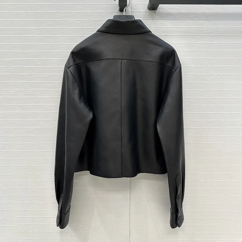 激安価格!ミュウミュウ プロンジェ ナッパ レザー シャツ miu445184