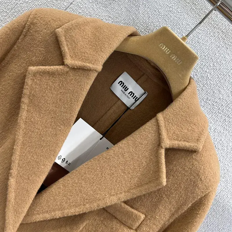 稀少ミュウミュウ コピー シングルブレストダブルカシミアコート myu00408