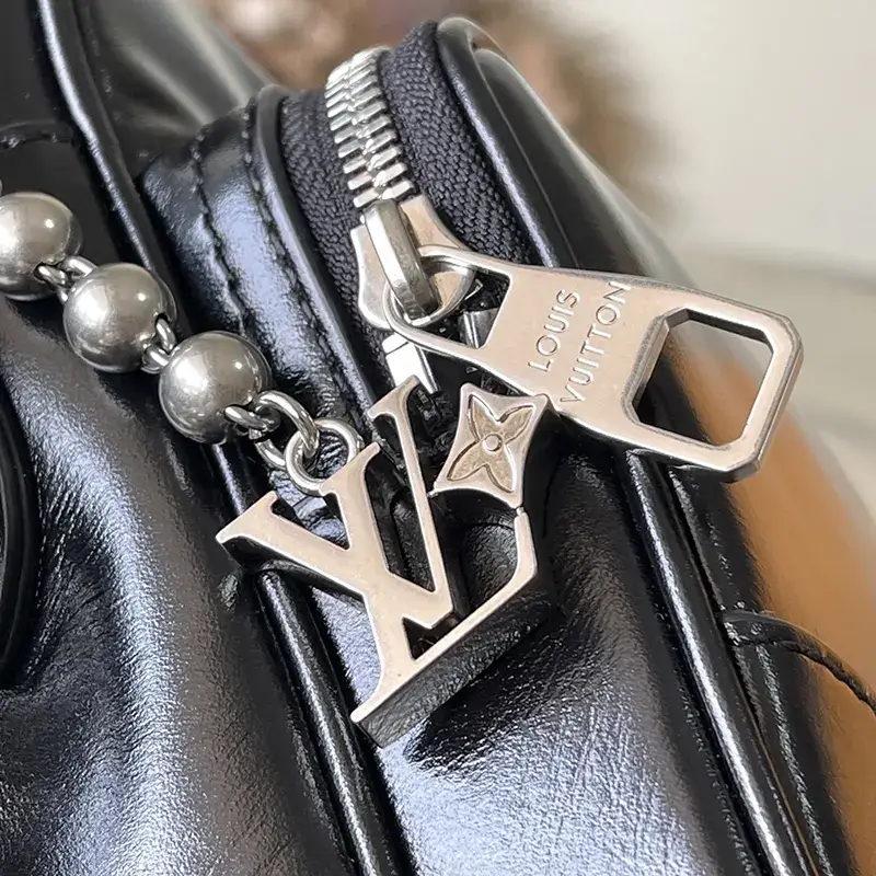 ブティック♪ルイヴィトン ナイル バッグ ボディバッグ コピー商品 M13987