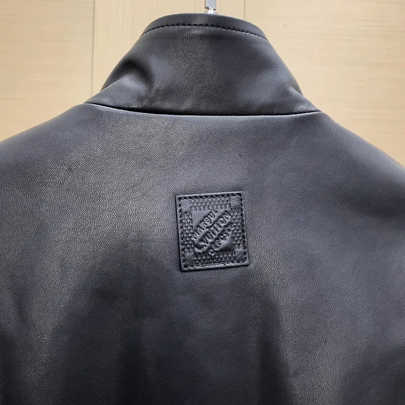 注目★ルイヴィトン レザーミックス トラックトップ ジャケット 偽物 黒 羊革 1AHVLY
