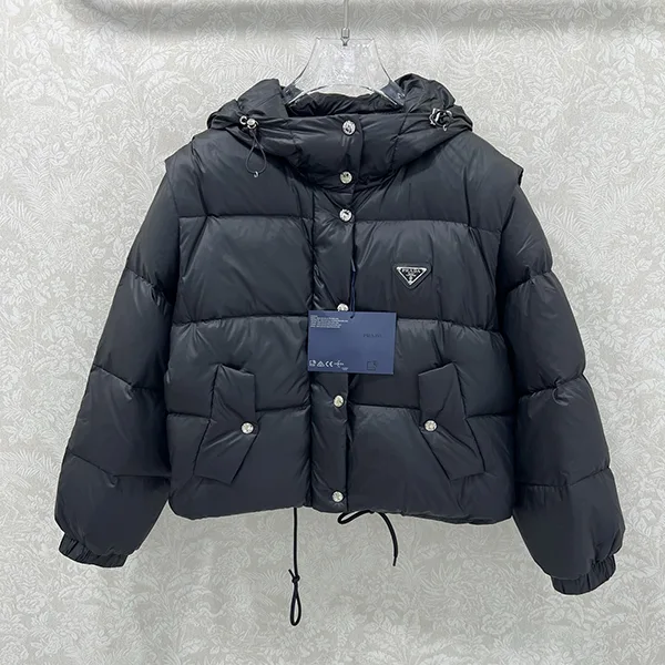セール新作 プラダ◆Re-Nylon ダウンジャケット パチモン ジレ 2Way puv35961