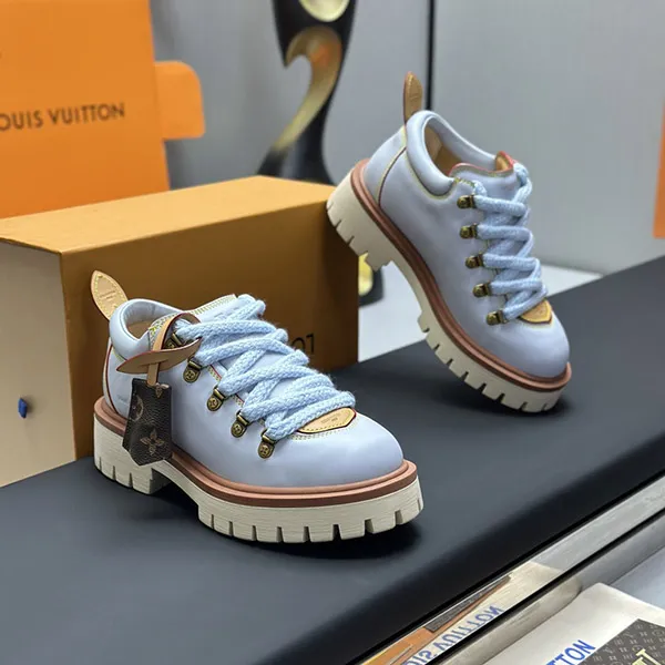 【どこか可愛さ溢れる足元】ルイヴィトン remix derby ショートブーツ スーパーコピー 1AIJ95