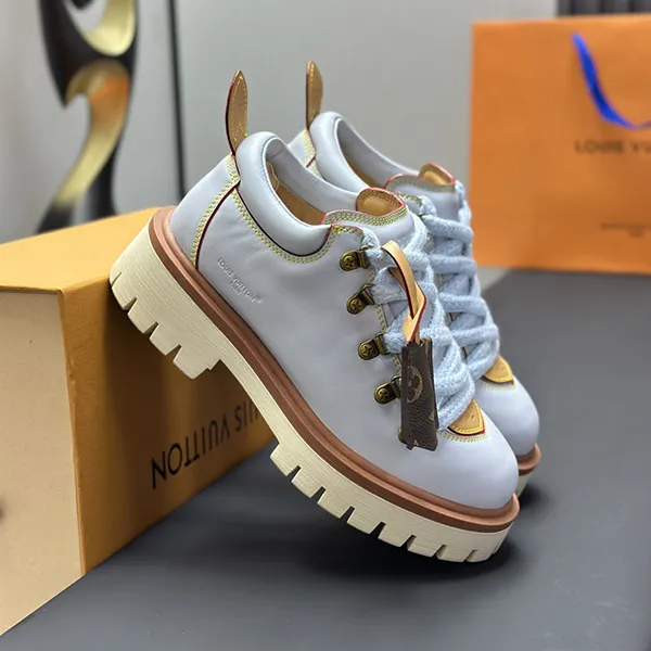 【どこか可愛さ溢れる足元】ルイヴィトン remix derby ショートブーツ スーパーコピー 1AIJ95
