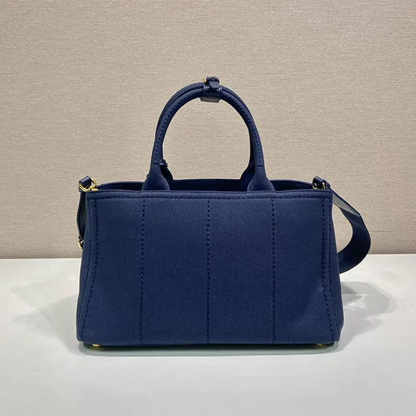 プラダ コットンキャンバス ハンドバッグ 偽物 pun69366
