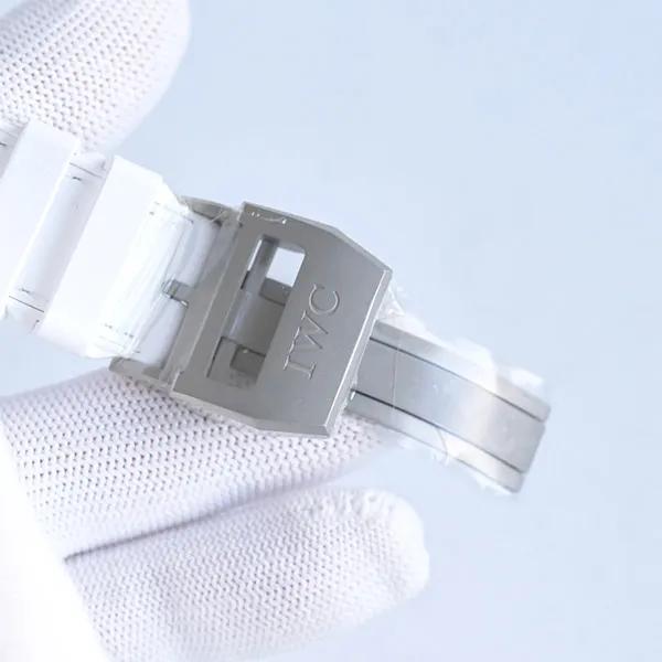 IWC コピー ホワイト セラミック パイロット防水腕時計 ポラリス・ドーン iwz52321