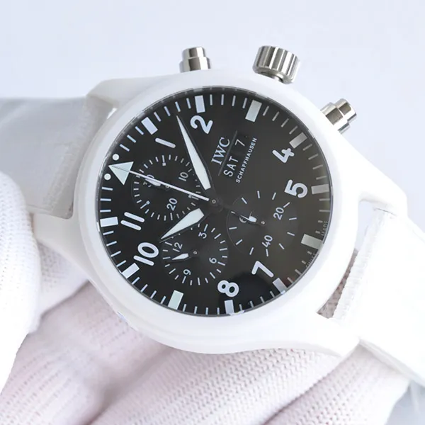 IWC コピー パイロット ウォッチ クロノグラフ トップガン レイク タホ IW389105