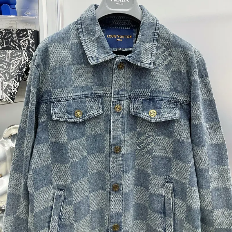 【使い勝手抜群】ルイヴィトン ダミエ クラシックデニムジャケット コピー商品 1AHCPD