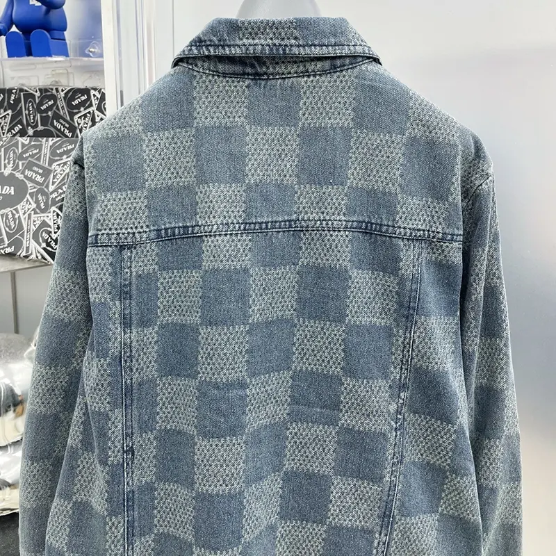 【使い勝手抜群】ルイヴィトン ダミエ クラシックデニムジャケット コピー商品 1AHCPD