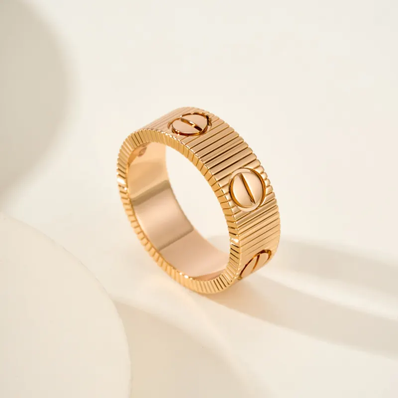 一目惚れ♪カルティエ n級品 LOVE ウェディング リング 18K 金 2色展開 kad00902