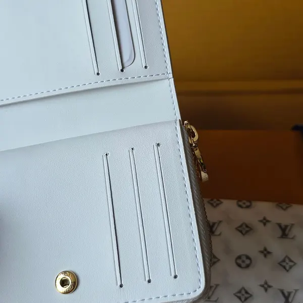 n級 おすすめ ルイヴィトン ポルトフォイユ・ルー ミニ財布 n級品 M25601