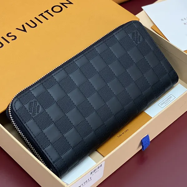 プレゼント最適 ルイヴィトン ジッピー・ウォレット ヴェルティカル vuj82806