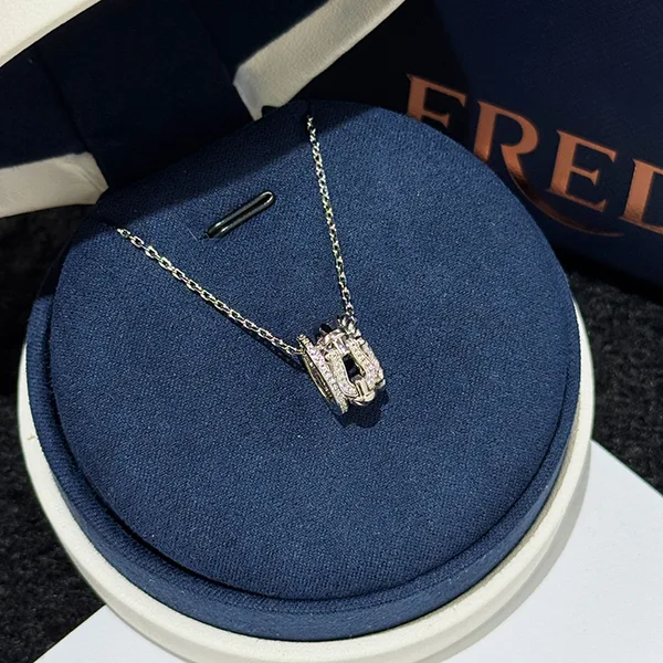 【大特価】フレッド フォース10 ネックレス スーパーコピー fuv22569